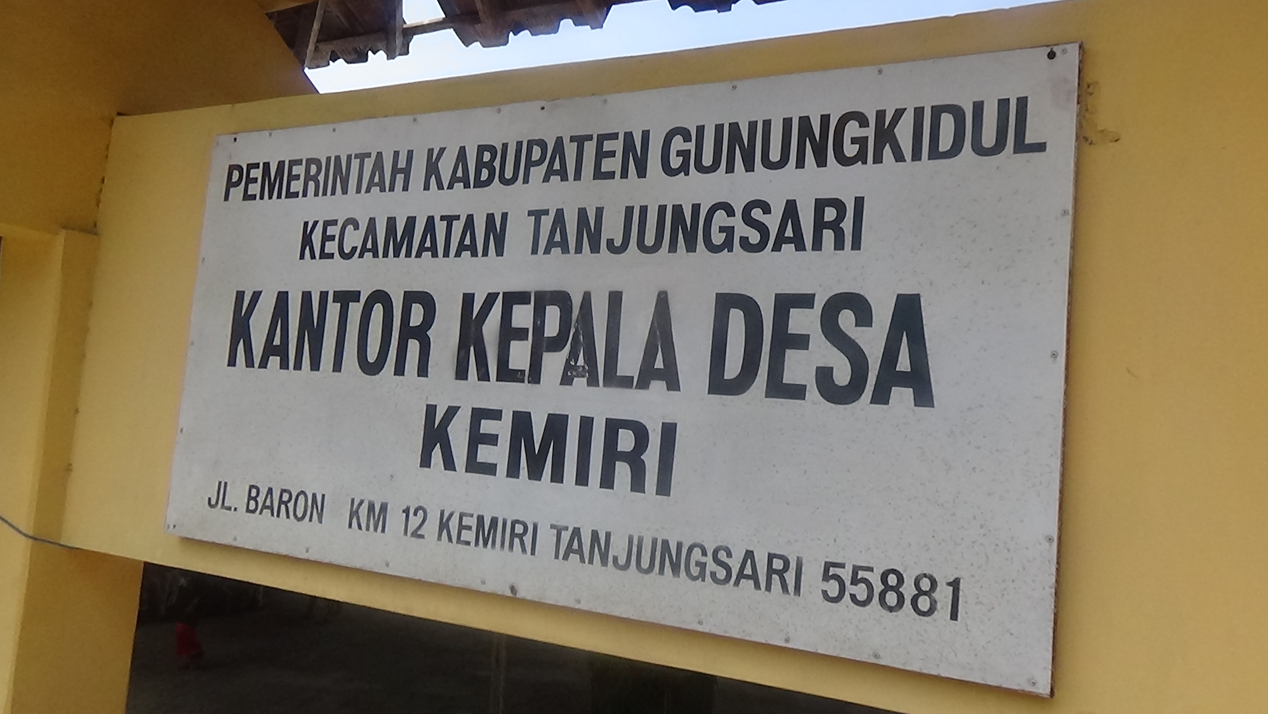 Balai Desa Kemiri Tanjungsari