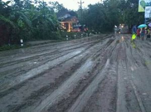 Waspada, Jalur wonosari-jogja berlumpur